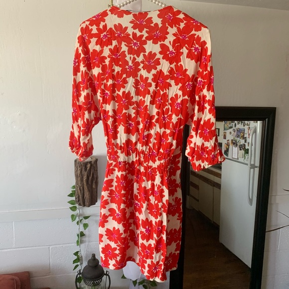Zara Red Floral Print Wrap Mini Dress - Picture 9 of 10